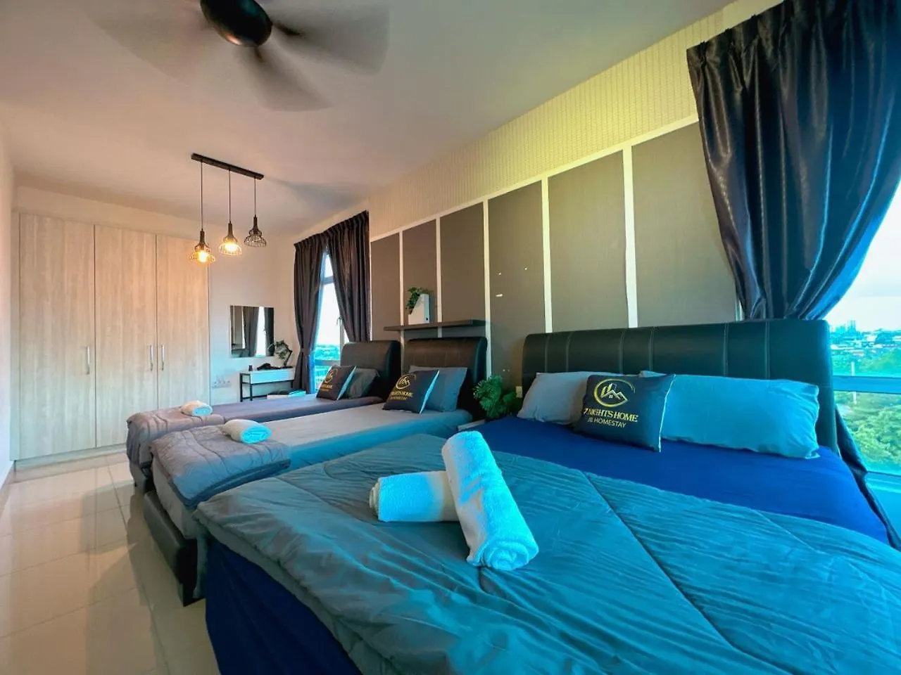Pandan Residence Duplex Penthouse Near To Ciq Johor Bahru Town 3R 13Pax B01 Malaysia