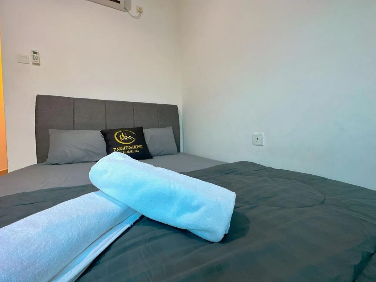 Pandan Residence Duplex Penthouse Near To Ciq Johor Bahru Town 3R 13Pax B01 Apartment