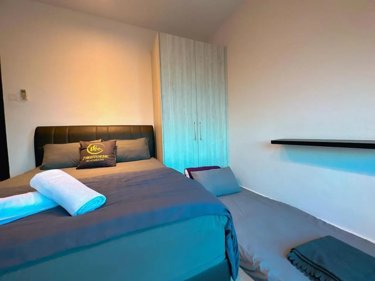 Apartment Pandan Residence Duplex Penthouse Near To Ciq Johor Bahru Town 3R 13Pax B01 Malaysia